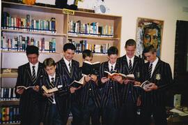 2002 Grade 8 Book Quiz versus St Teresa's