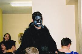 2002 School Play, "Guards! Guards!" by Terry Pratchett - behind the scenes