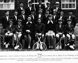 1975  Junior Tennis Team