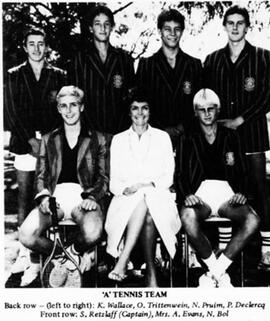 1983  A Tennis Team
